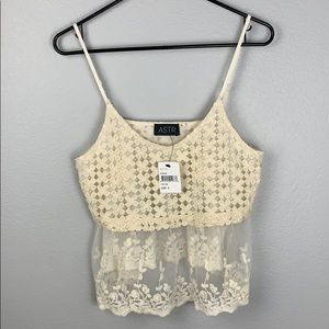 ASTR Cream Lace Cropped Tank Top NWT